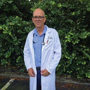 browardsleepdisorders-dr-frank-hull-standing-2-01